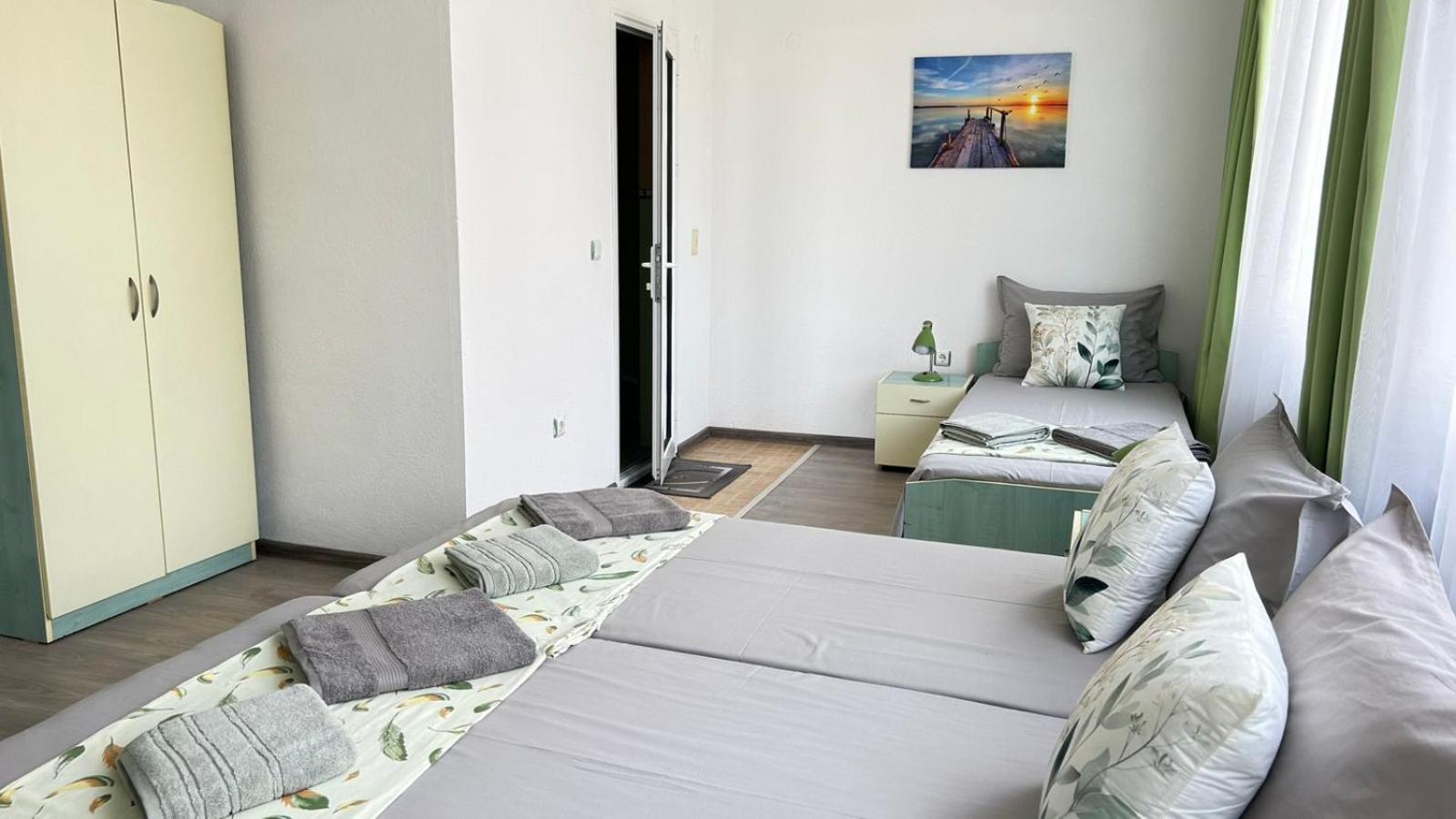 Guest House Pomorie Exterior foto
